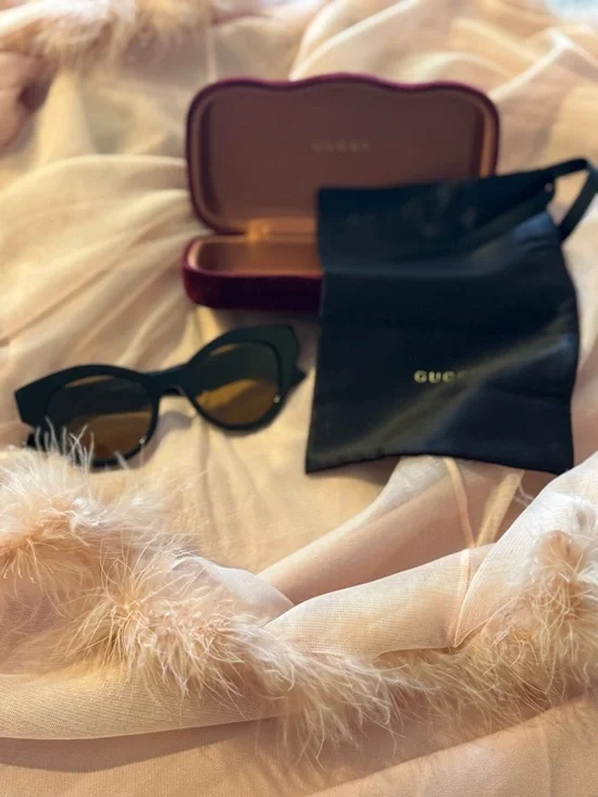 Gucci Double G Cat-Eye Sunglasses - Picture 6 of 6